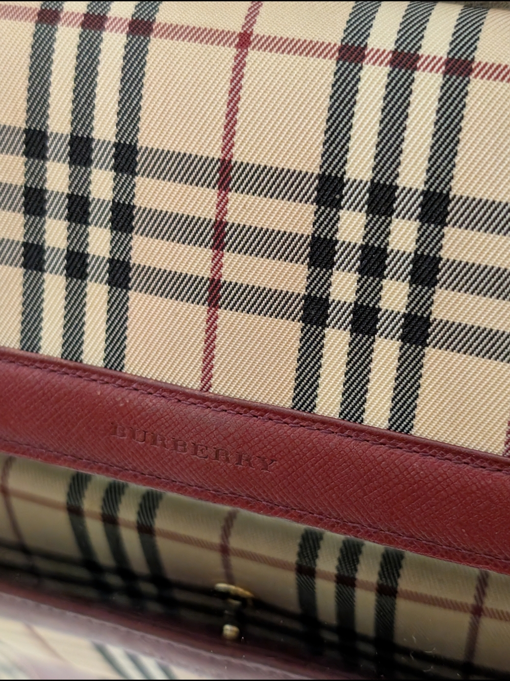 Burberry Beige Vintage Check Wallet with Burgundy Leather Trim - Picture 10 of 10